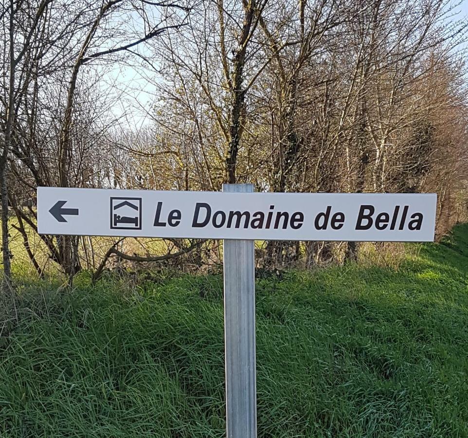 Le Domaine De Bella Bed & Breakfast Dange-Saint-Romain Exterior photo